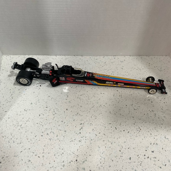 1996 Hasbro 1/24 Diecast NHRA Top Fuel Dragster Don Prudhomme The Snake MBNA - Picture 1 of 11